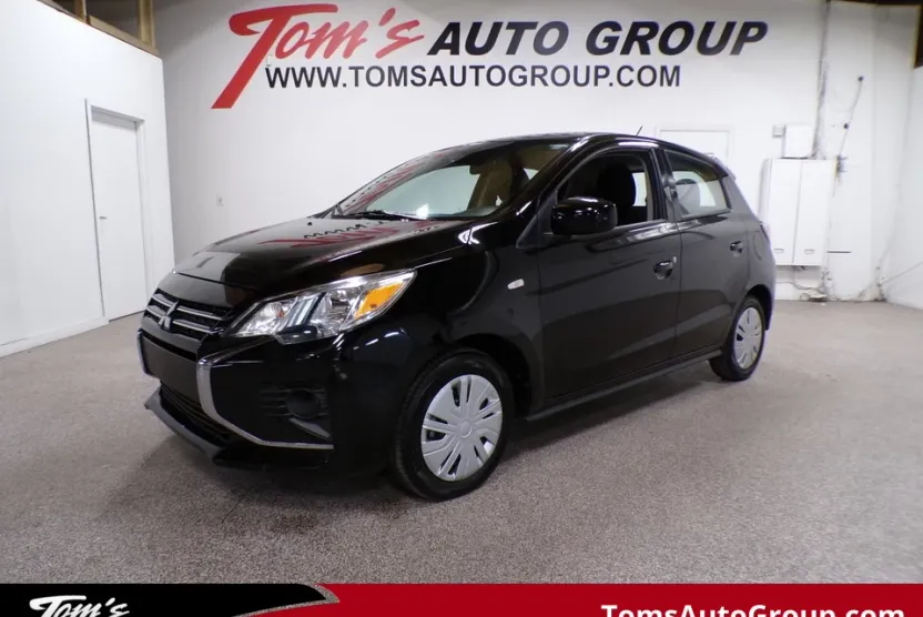 2024 Mitsubishi Mirage ES photo 1