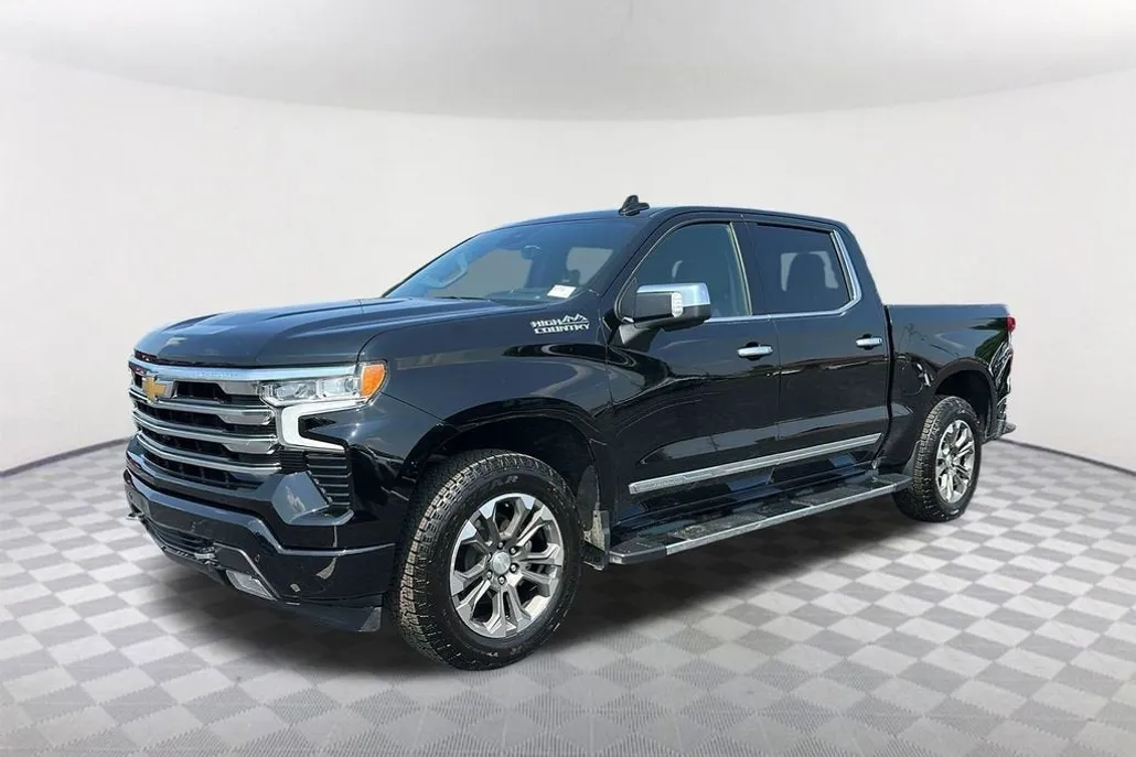 2023 Chevrolet Silverado 1500 High Country photo 1