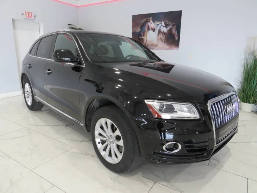 2015 Audi Q5 2.0T Premium Plus photo 1