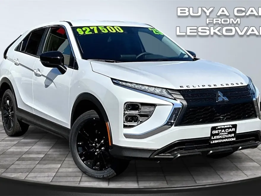 2025 Mitsubishi Eclipse Cross LE photo 1