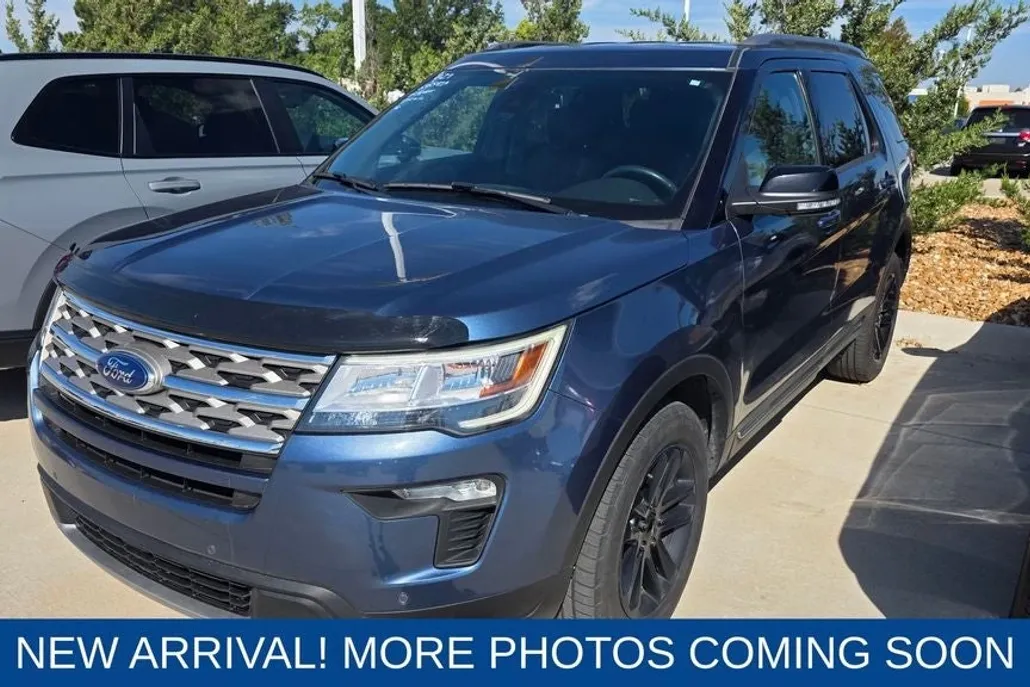 2018 Ford Explorer XLT photo 1