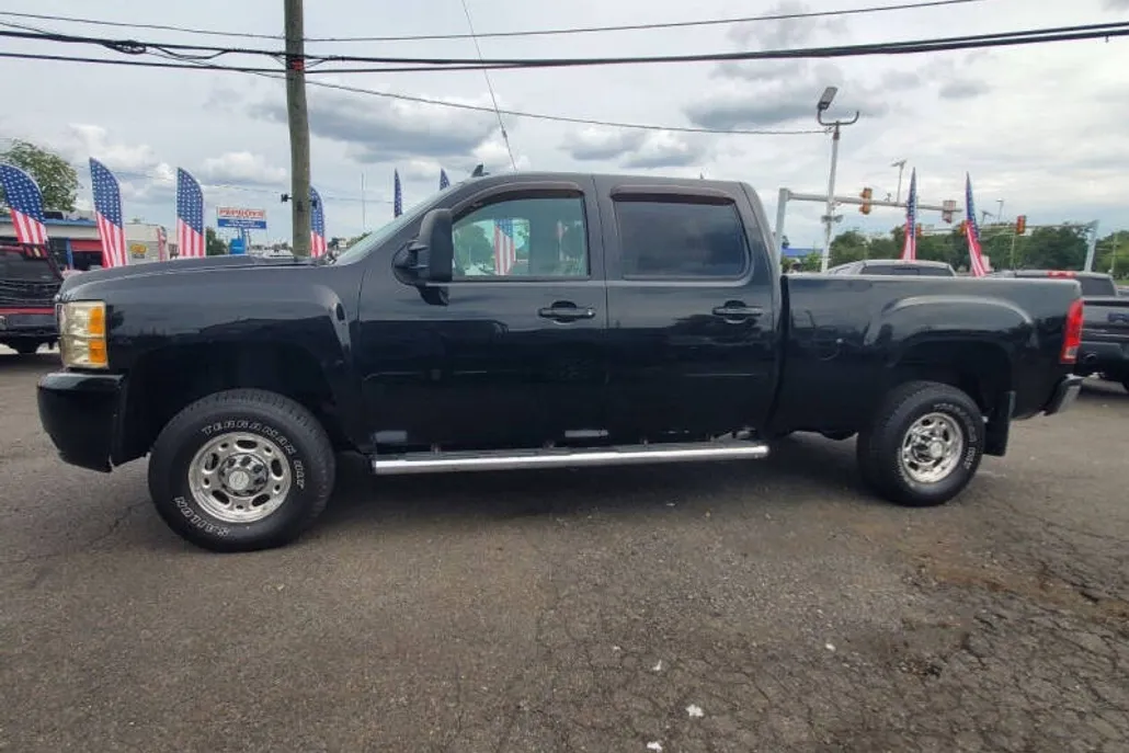 2009 Chevrolet Silverado 2500HD LTZ photo 1