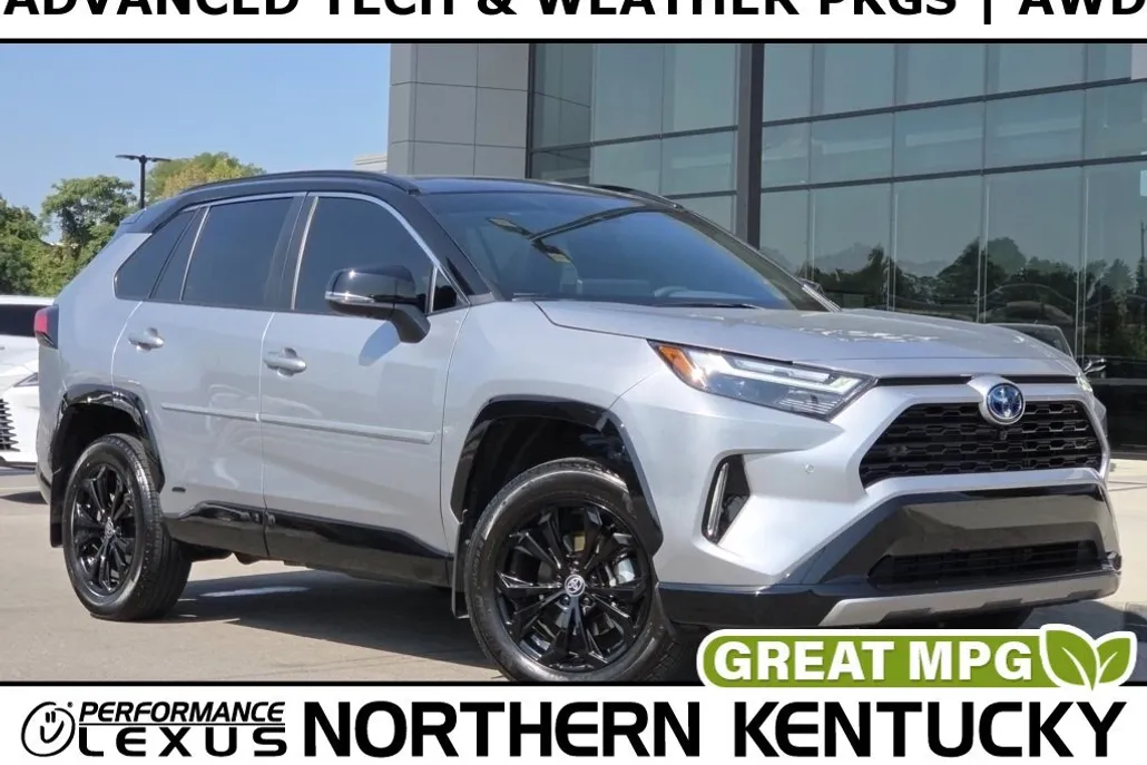 2024 Toyota RAV4 Hybrid XSE photo 1