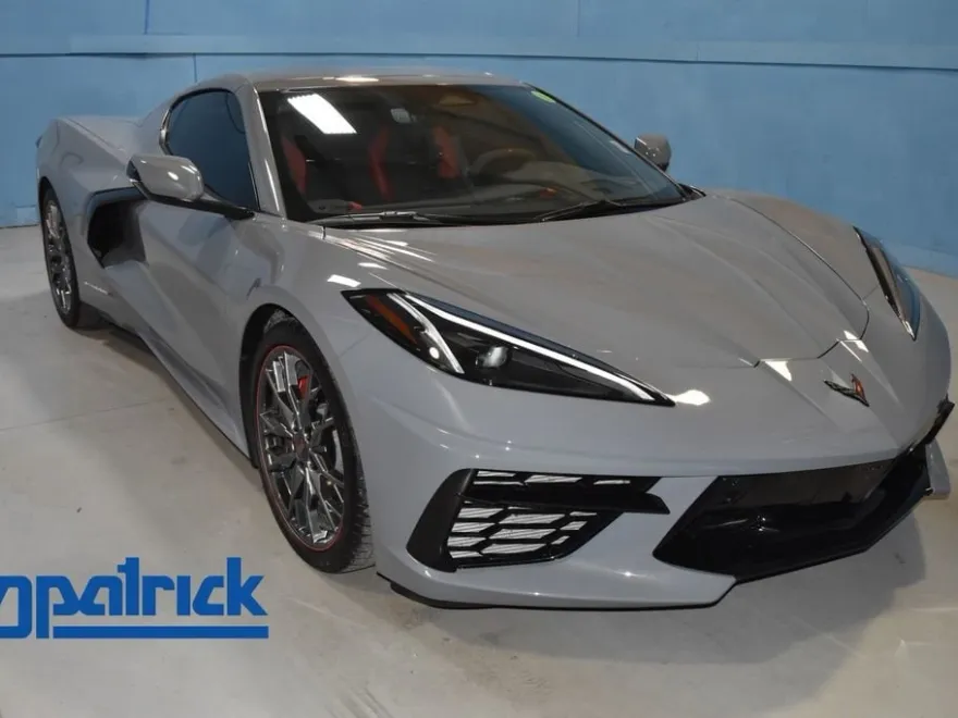 2024 Chevrolet Corvette Stingray 2LT photo 1
