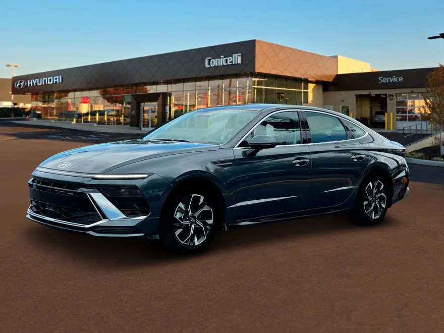 2025 Hyundai Sonata SEL photo 1