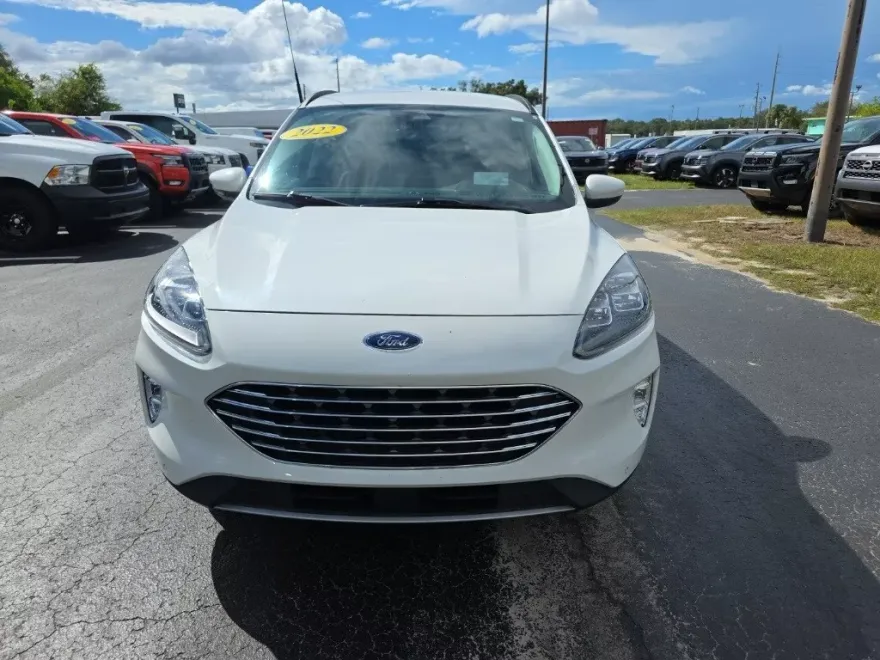 2022 Ford Escape Titanium Hybrid Elite photo 1