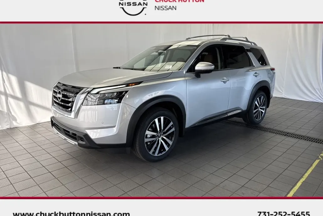 2025 Nissan Pathfinder Platinum photo 1