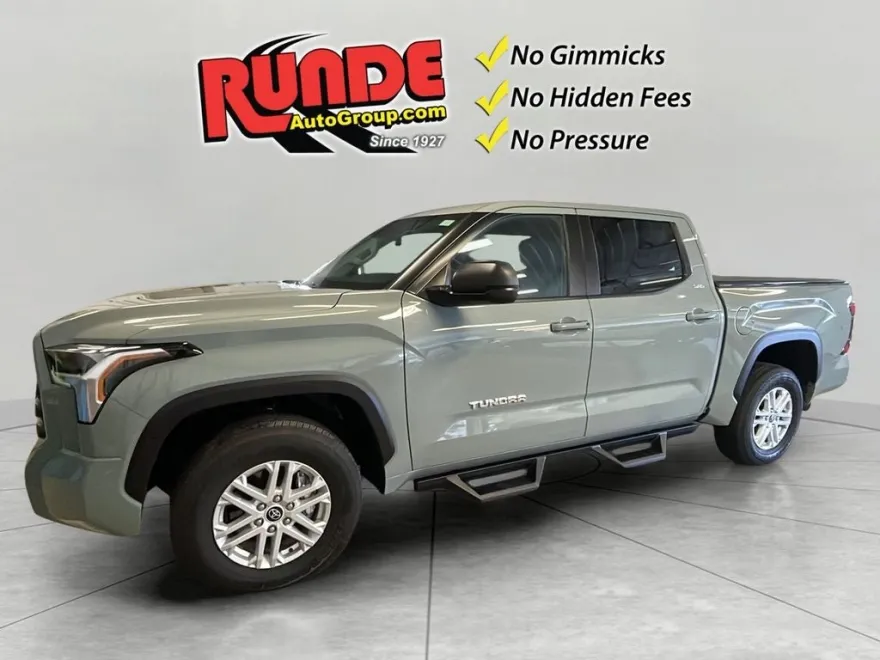 2024 Toyota Tundra SR5 photo 1