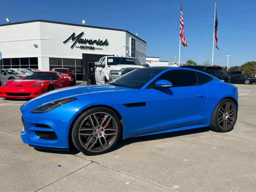 2019 Jaguar F-TYPE R photo 1