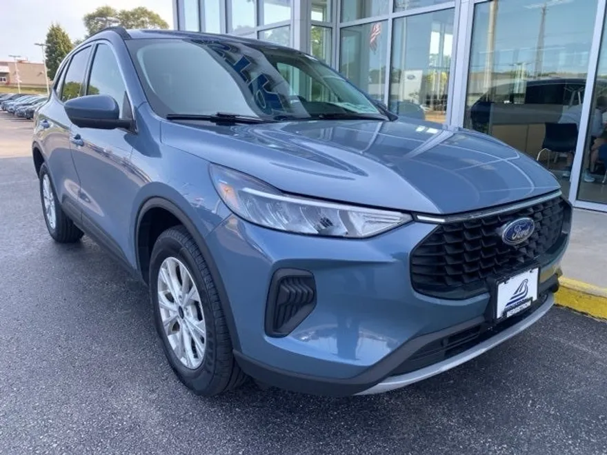2023 Ford Escape Active photo 1