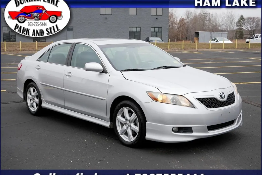 2009 Toyota Camry photo 1