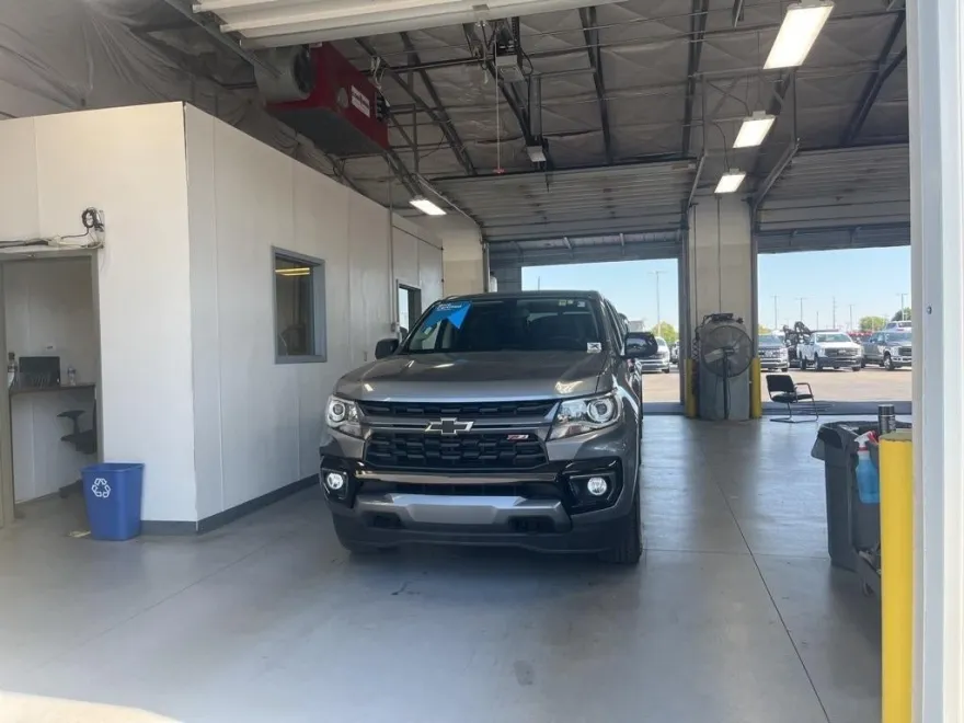 2022 Chevrolet Colorado Z71 photo 1