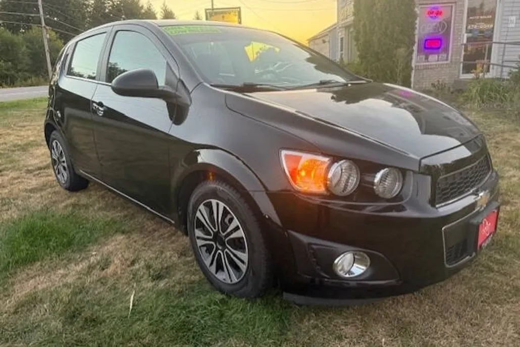 2012 Chevrolet Sonic LTZ photo 1