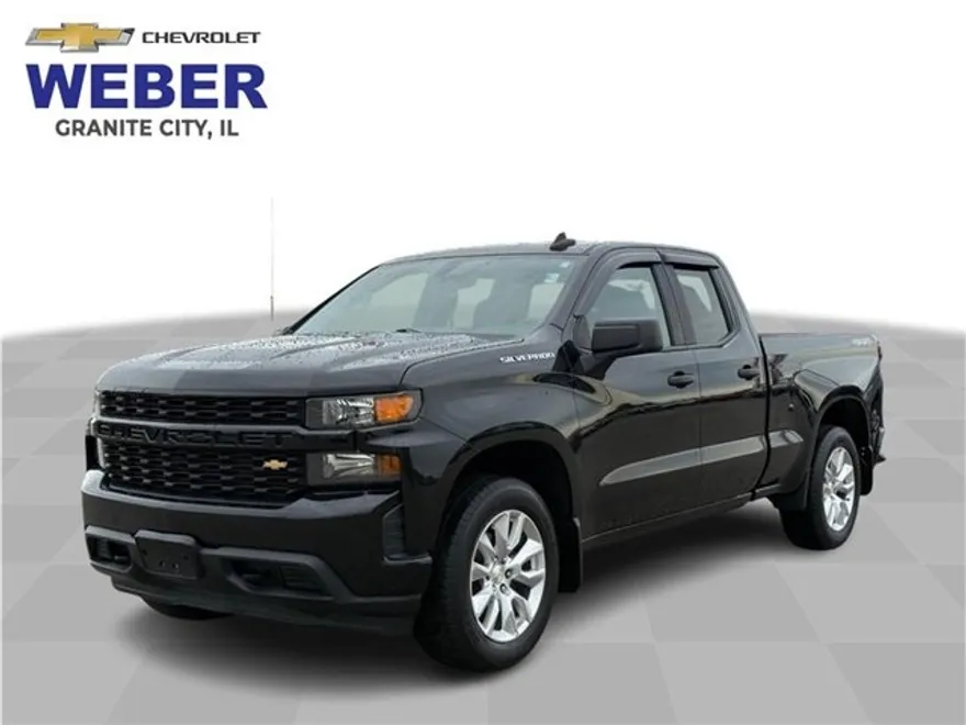 2020 Chevrolet Silverado 1500 Custom photo 1