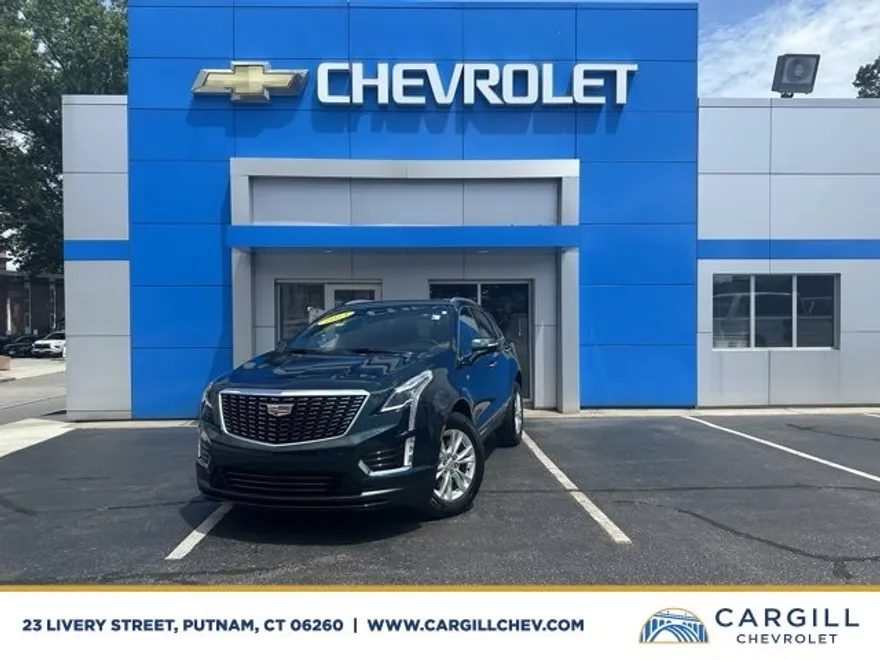 2024 Cadillac XT5 Luxury photo 1