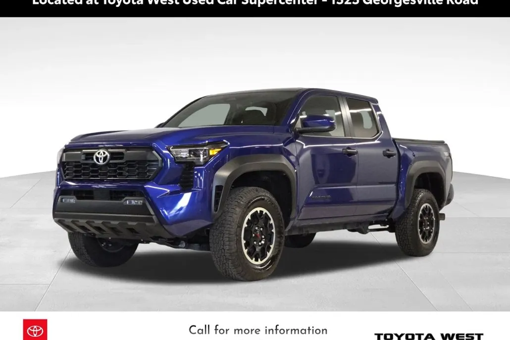 2025 Toyota Tacoma SR5 photo 1
