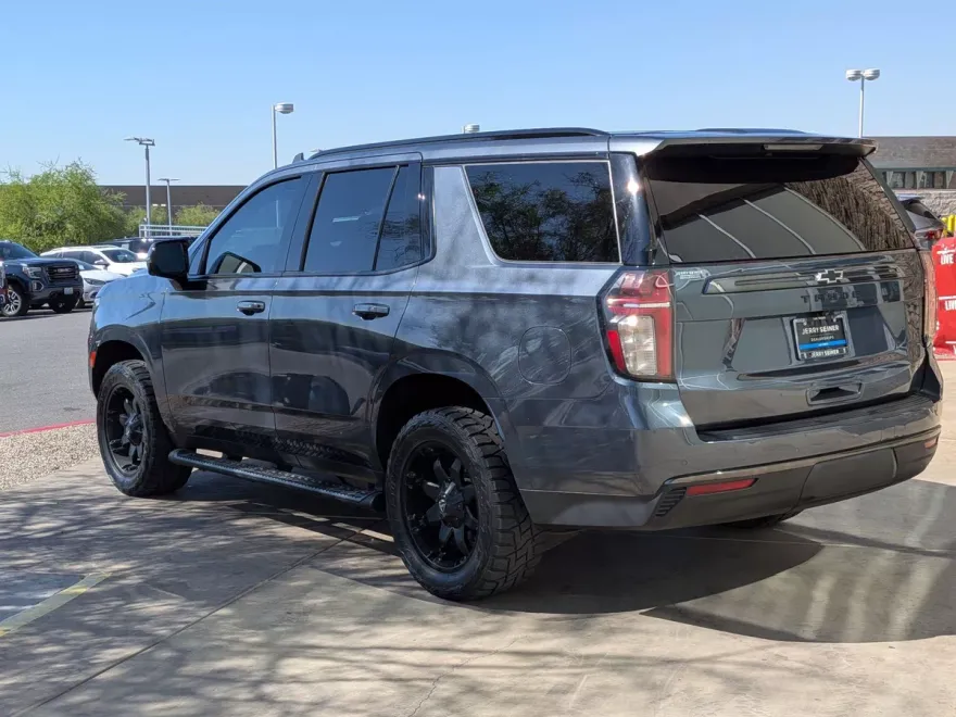 2021 Chevrolet Tahoe Z71 photo 1