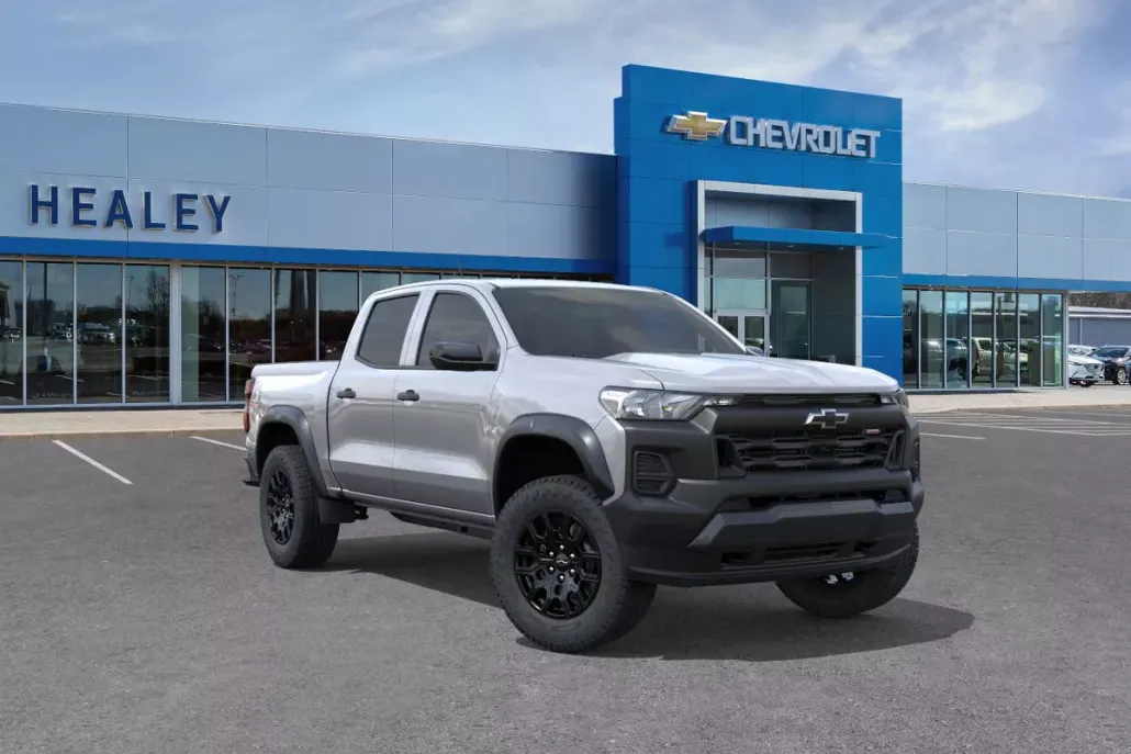 2025 Chevrolet Colorado Trail Boss photo 1