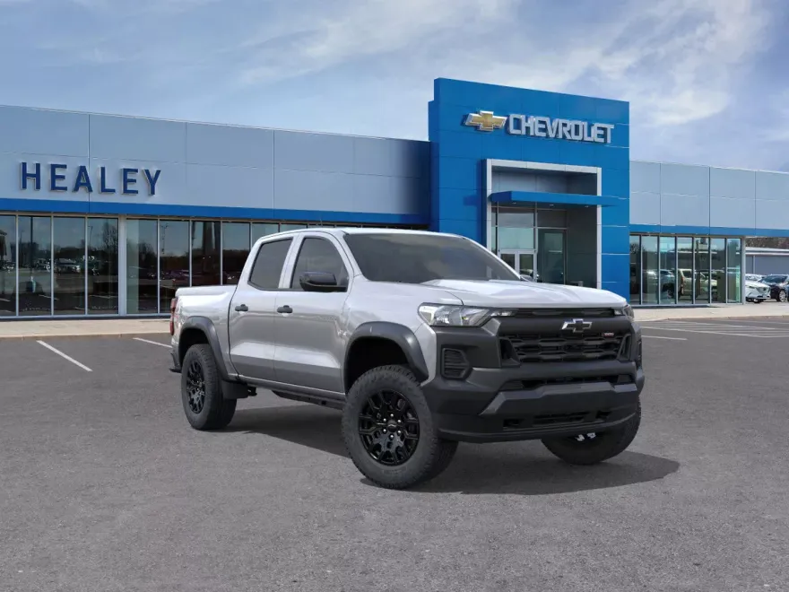 2025 Chevrolet Colorado Trail Boss photo 1