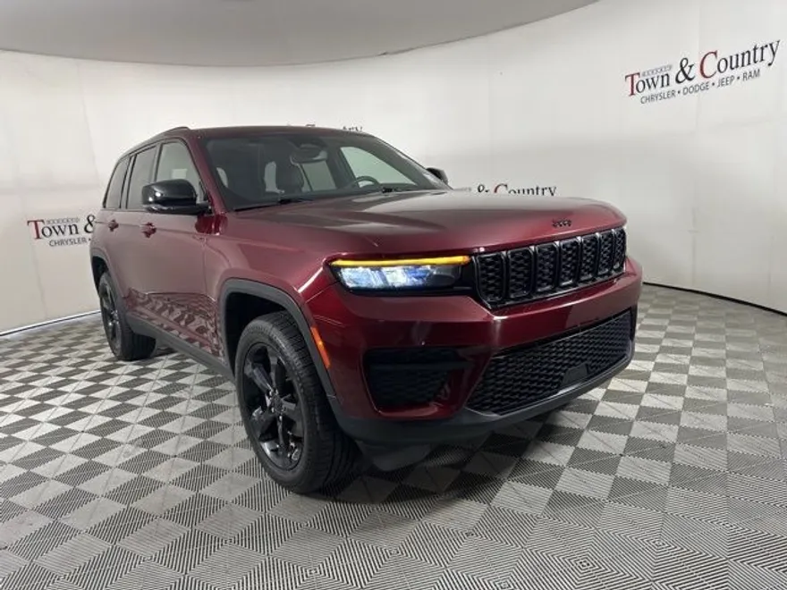 2023 Jeep Grand Cherokee Altitude X photo 1