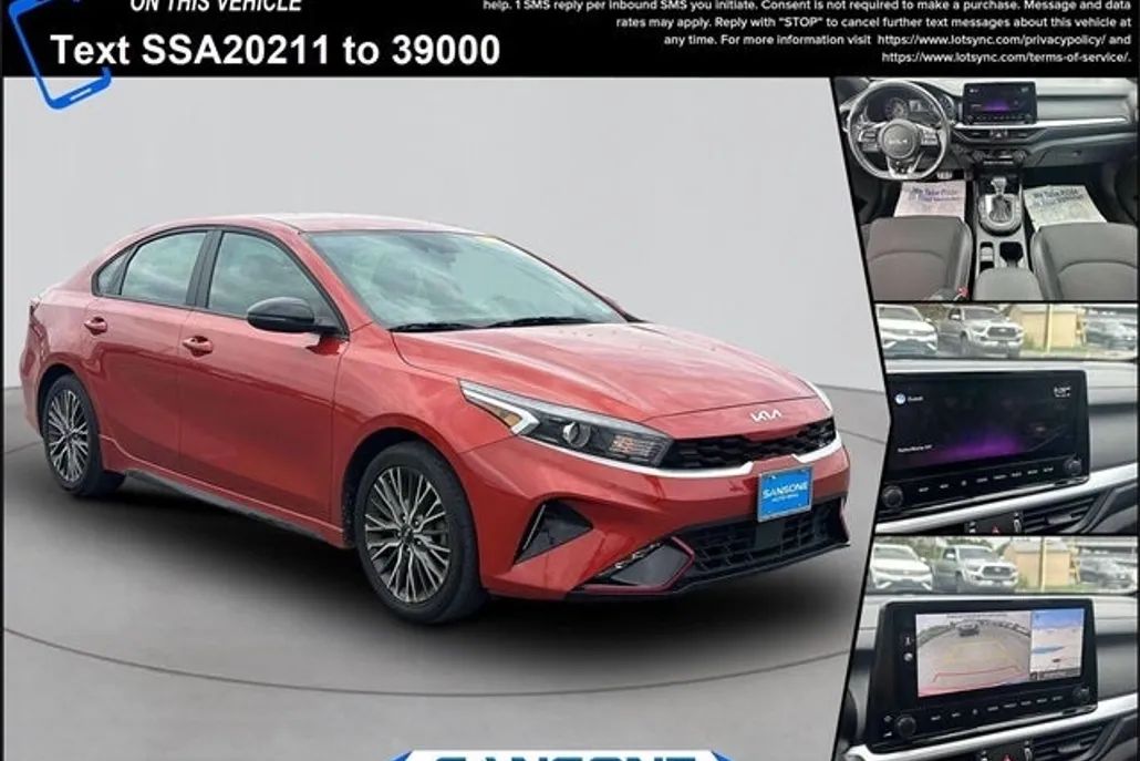 2022 Kia Forte GT-Line photo 1