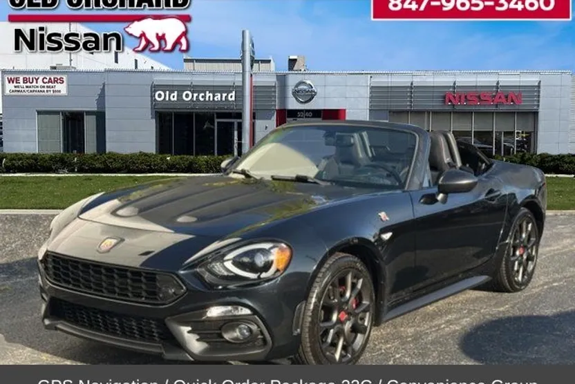 2018 Fiat 124 Spider Abarth photo 1
