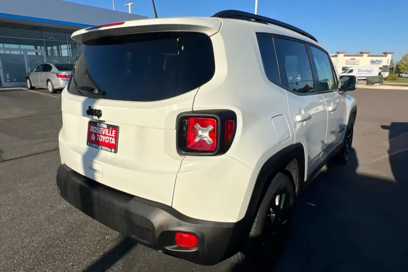 2020 Jeep Renegade Altitude photo 1