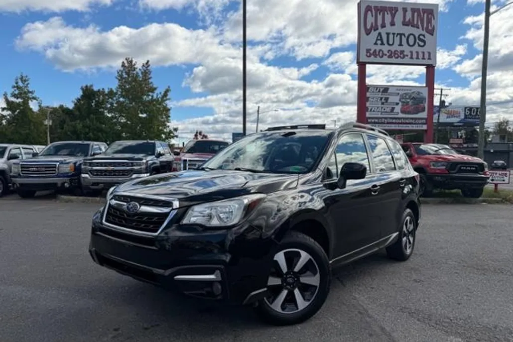 2017 Subaru Forester 2.5i Premium photo 1