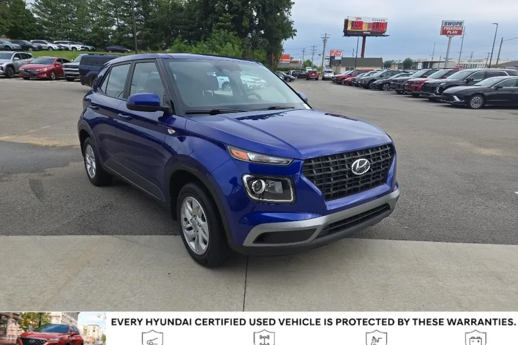 2023 Hyundai Venue SE photo 1