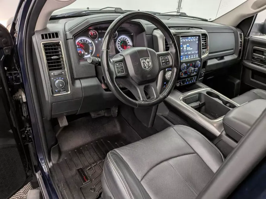 2018 Ram 1500 Sport photo 1