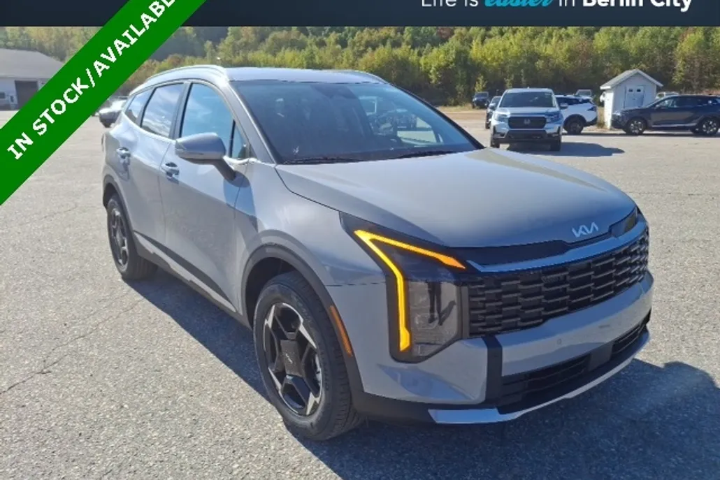 2026 Kia Sportage EX photo 1