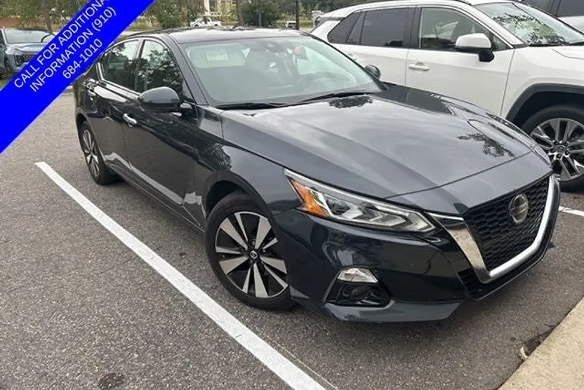2020 Nissan Altima 2.5 SV photo 1
