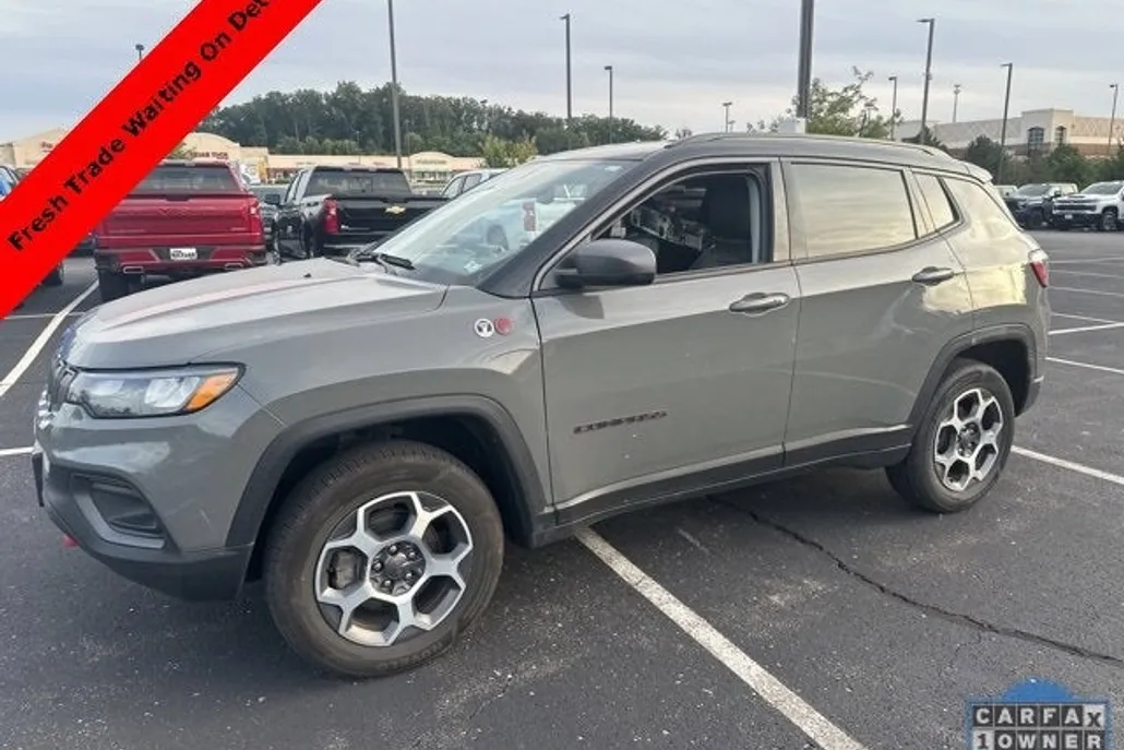 2022 Jeep Compass Trailhawk photo 1