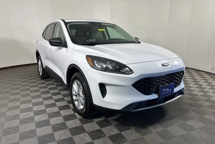 2022 Ford Escape SE photo 1