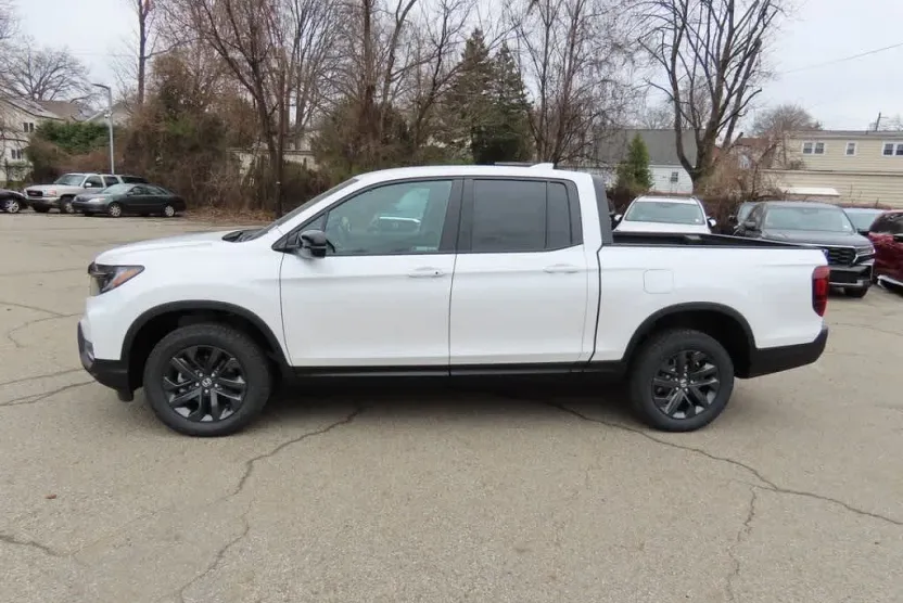 2026 Honda Ridgeline Sport photo 1