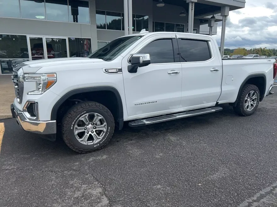 2021 Gmc Sierra 1500 SLT photo 1