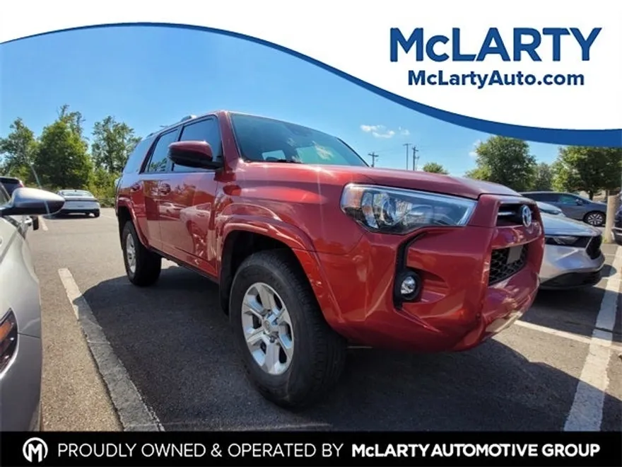 2023 Toyota 4Runner SR5 photo 1