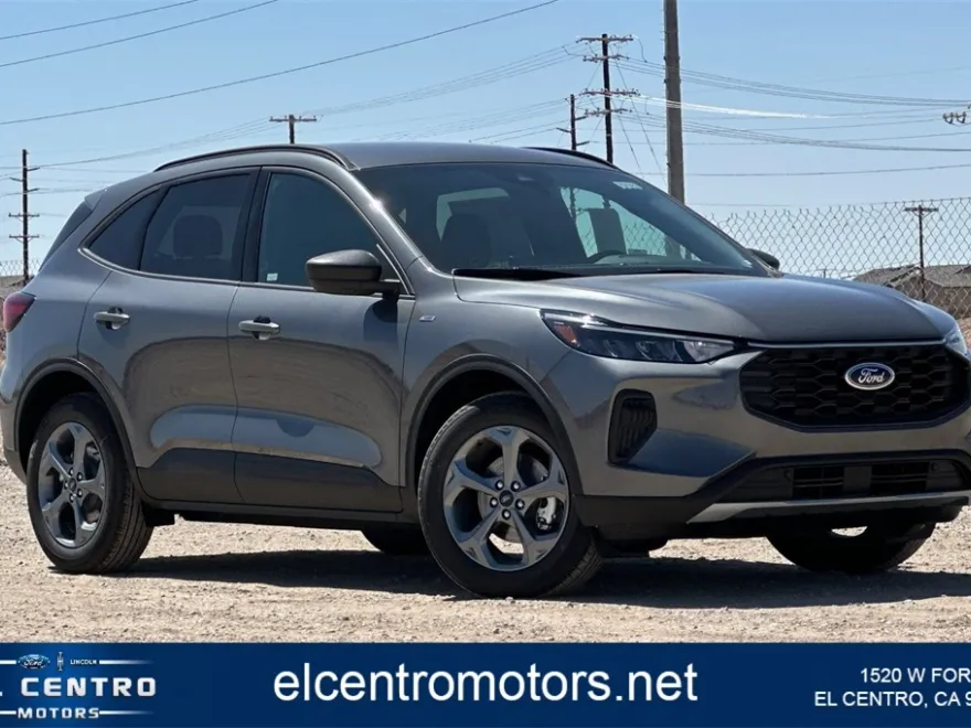 2025 Ford Escape ST-Line photo 1