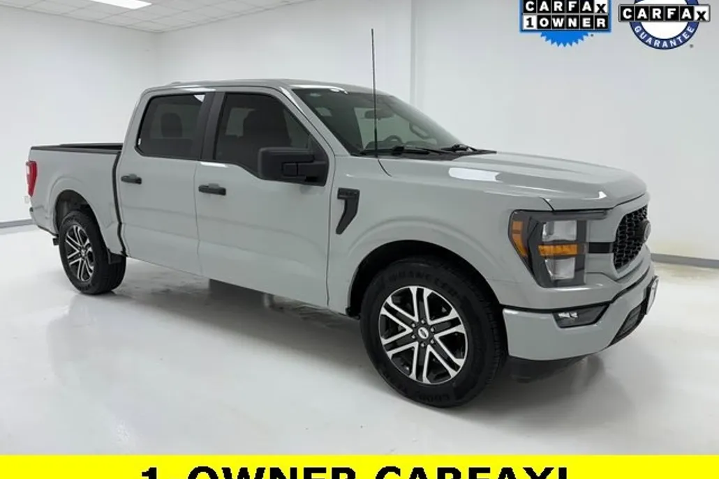2023 Ford F-150 XL photo 1