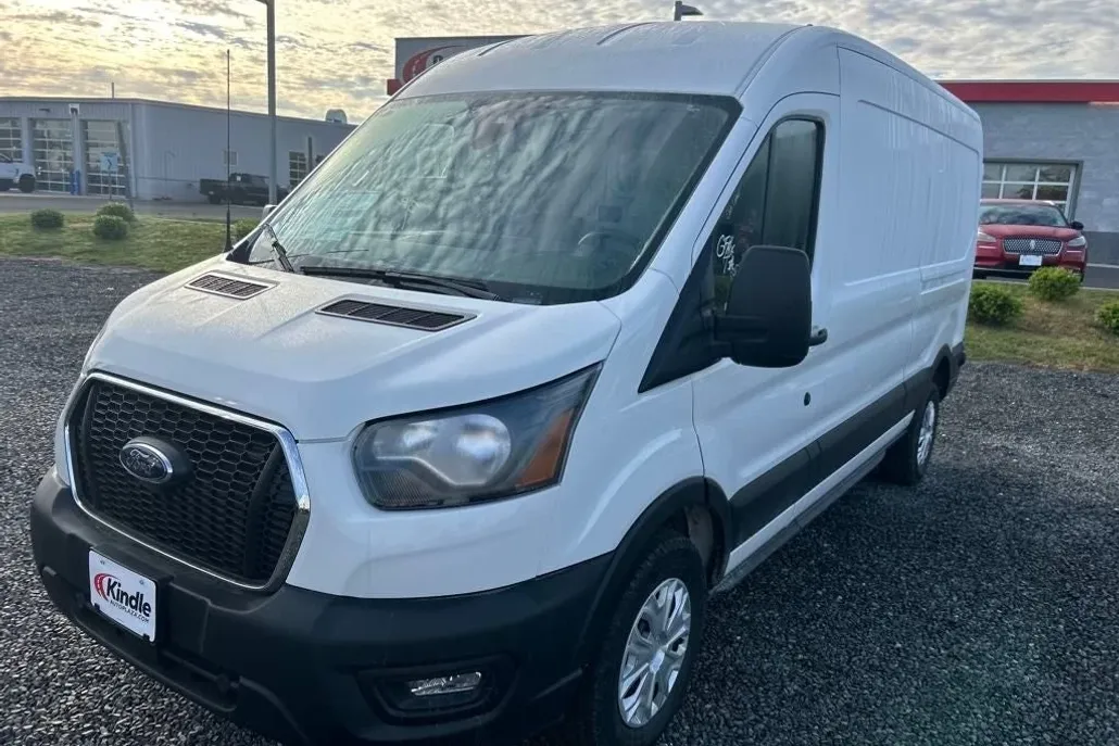 2025 Ford Transit photo 1