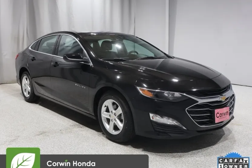 2023 Chevrolet Malibu 1LT photo 1