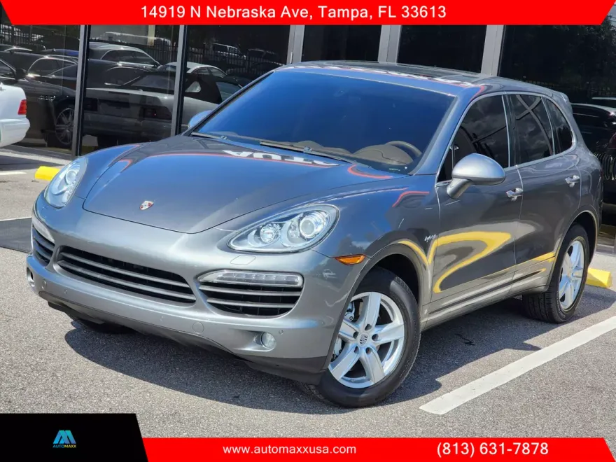 2012 Porsche Cayenne Hybrid photo 1