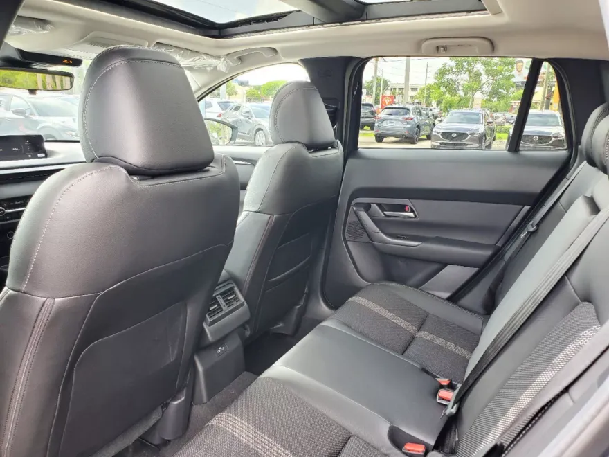 2025 Mazda CX-50 2.5 S Premium photo 1