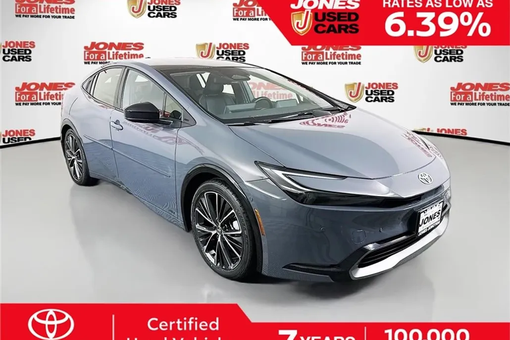 2023 Toyota Prius Limited photo 1