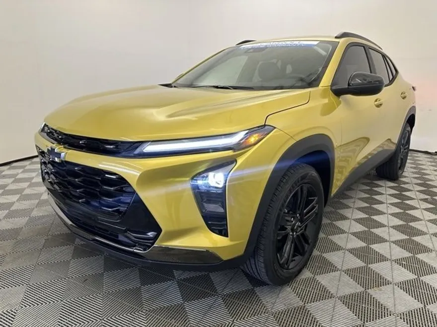 2025 Chevrolet Trax ACTIV photo 1