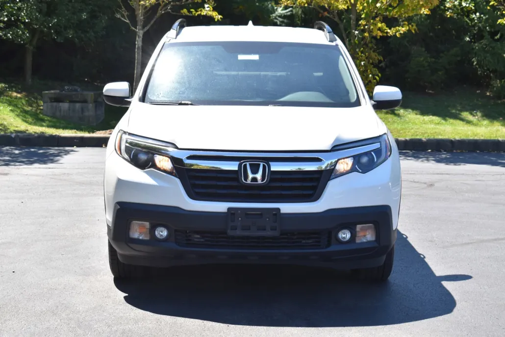 2017 Honda Ridgeline RTL photo 1