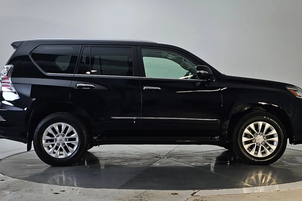 2019 Lexus GX 460 photo 1