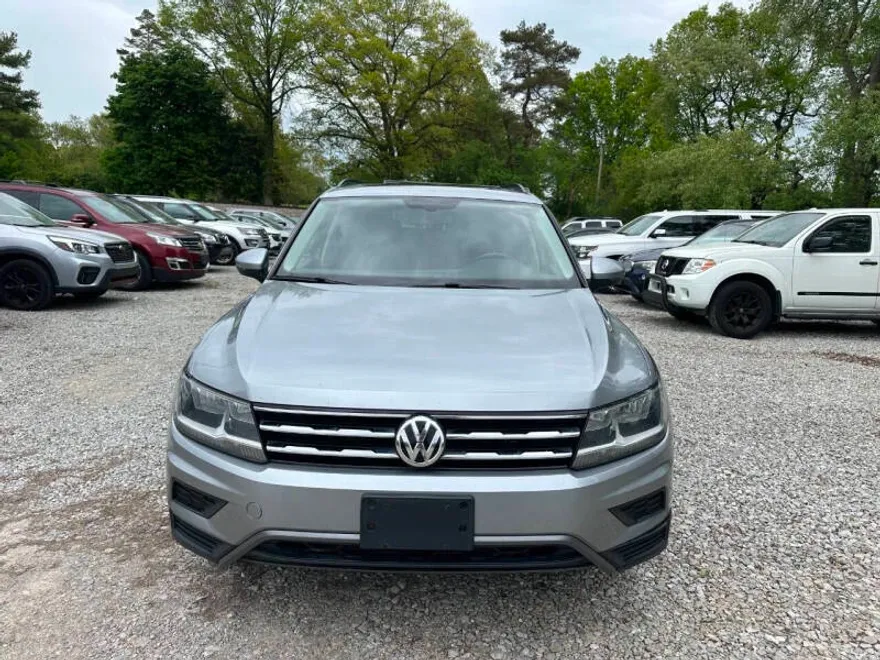 2019 Volkswagen Tiguan SE photo 1