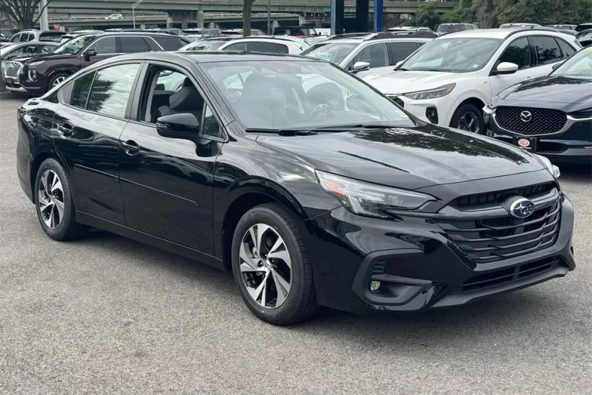 2025 Subaru Legacy Premium photo 1