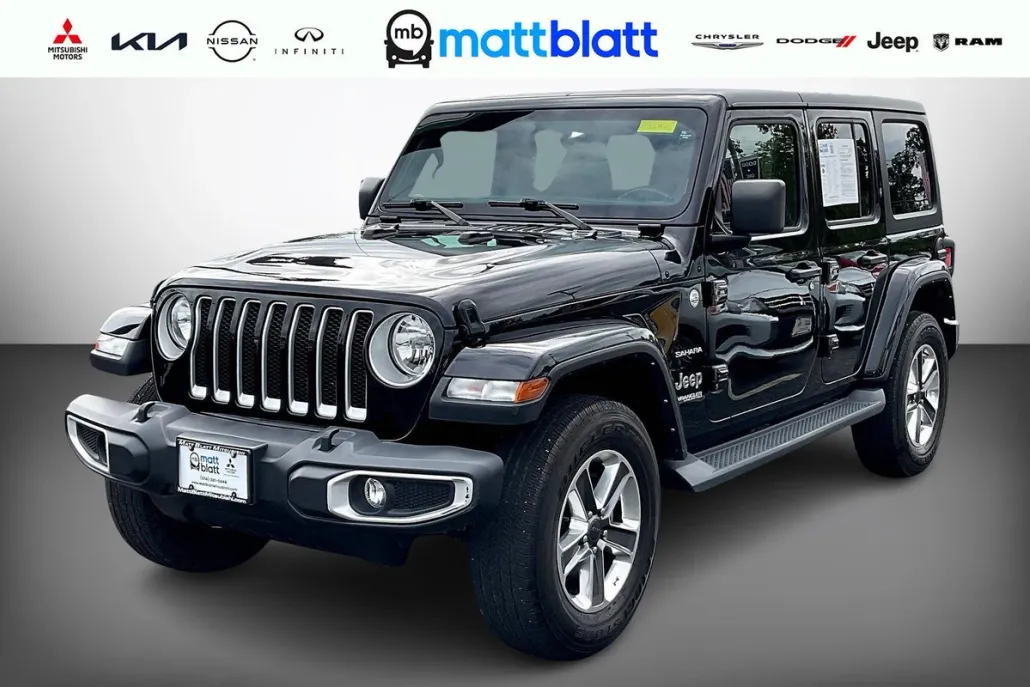 2021 Jeep Wrangler Unlimited Sahara photo 1